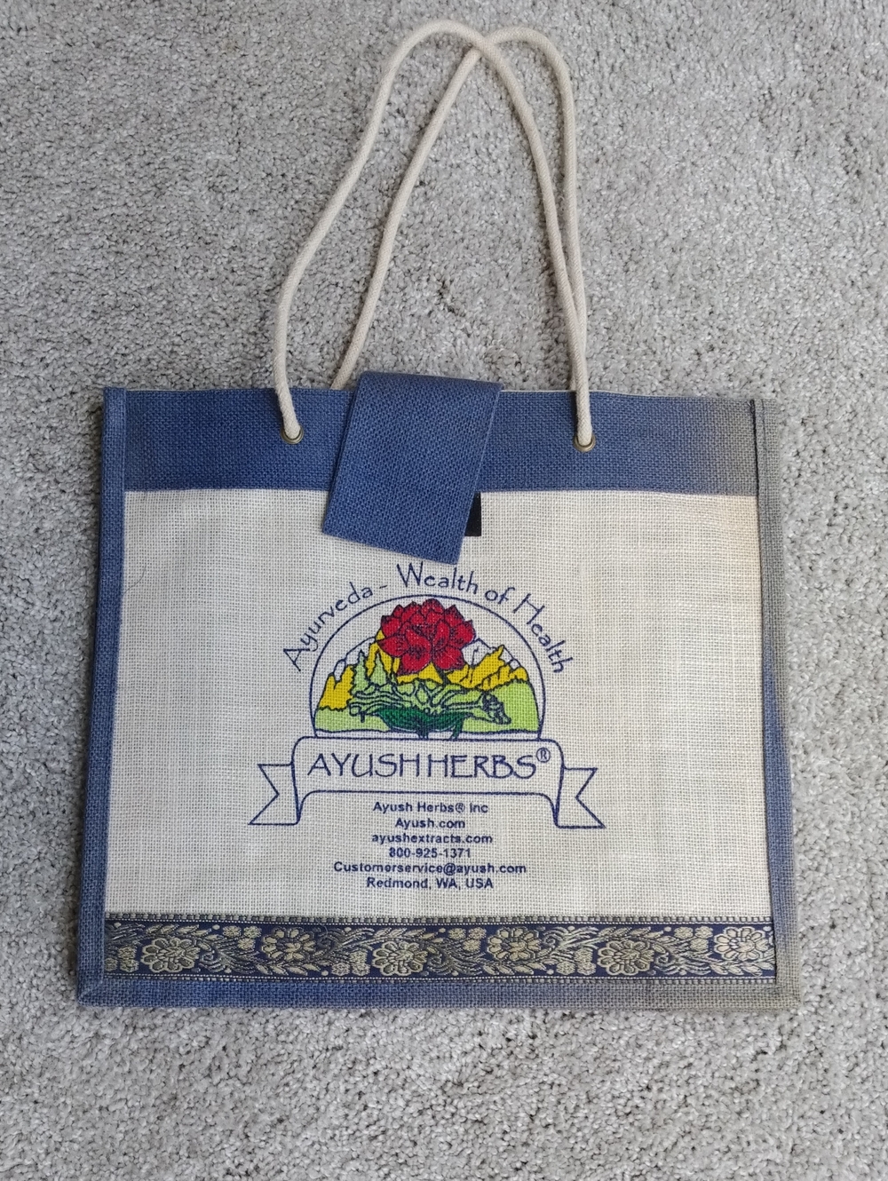 Canvas Tote Bag With Beautiful Trim.
